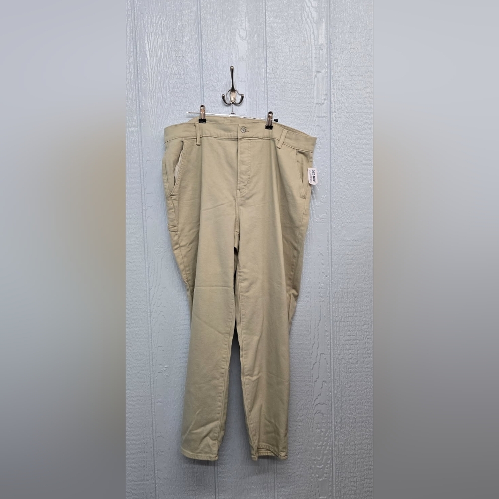 NWT Size 20 Old Navy Women's Khaki Chinos